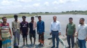 দেবহাটায় অবৈধভাবে বালু উত্তোলনে জরিমানা