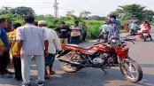 সেতু দেখে ফেরার পথে বাস-মোটরসাইকেল সংঘর্ষে দুই তরুণ হতাহত