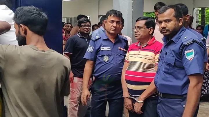 ভারতে যাওয়ার সময় সীমান্তে আ.লীগ নেতা গ্রেপ্তার