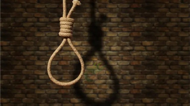 কয়রায় গৃহবধূর ঝুলন্ত মরদেহ উদ্ধার