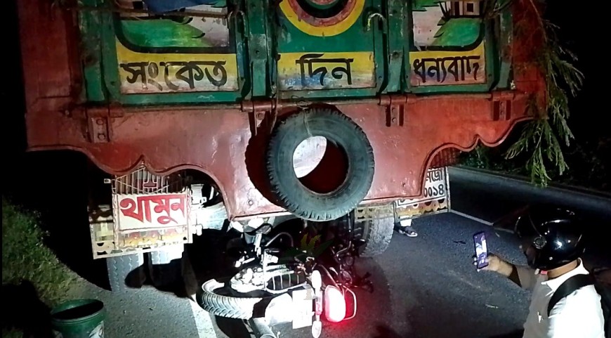 কুষ্টিয়ায় সড়ক দুর্ঘটনায় মোটরসাইকেল আরোহী নিহত