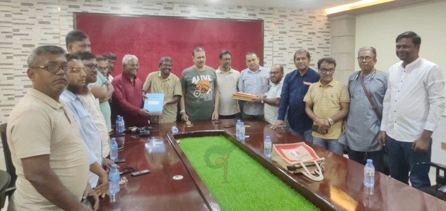 প্রেসক্লাব যশোরের নবনির্বাচিত কমিটিকে দায়িত্ব হস্তান্তর