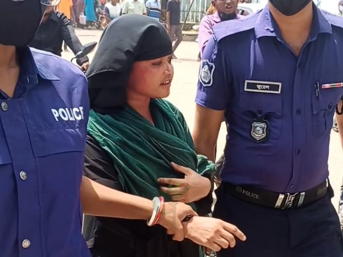 যশোর হাসপাতালে সোনার চেইন ছিনতাইচেষ্টায় নারী আটক
