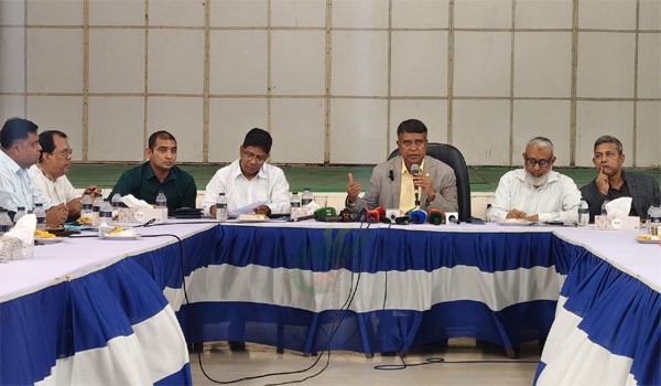 সক্ষমতার তুলনায় অনেক পিছিয়ে মোংলা বন্দর